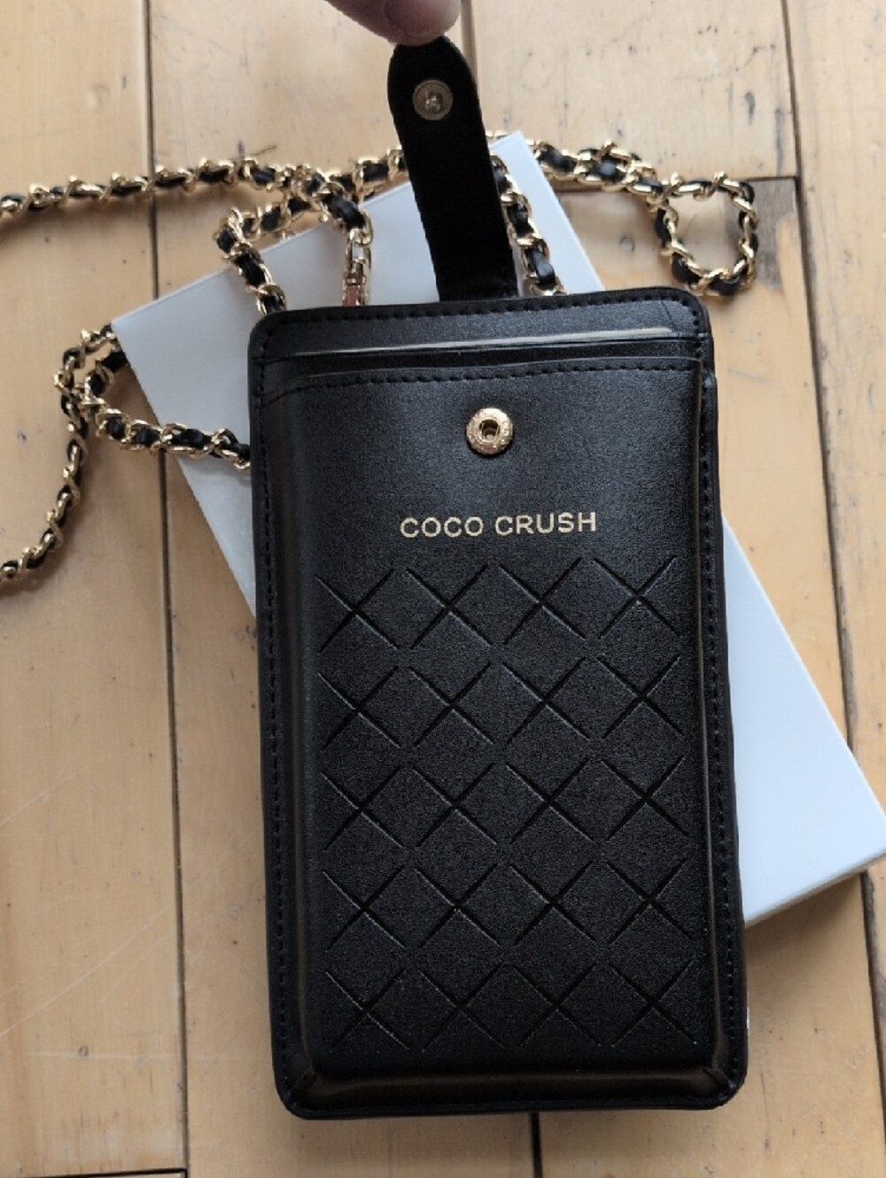 CHANEL Black Quilted Coco Crush Phone Crossbody with Gold Chain - Picture 4 of 6